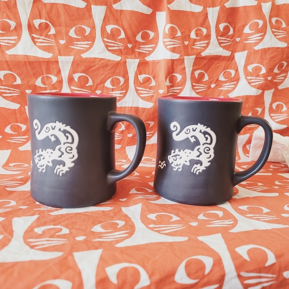 Starbucks Year of The Dragon GORGEOUS bone china 2011 Both Mugs - Picture 3 of 12